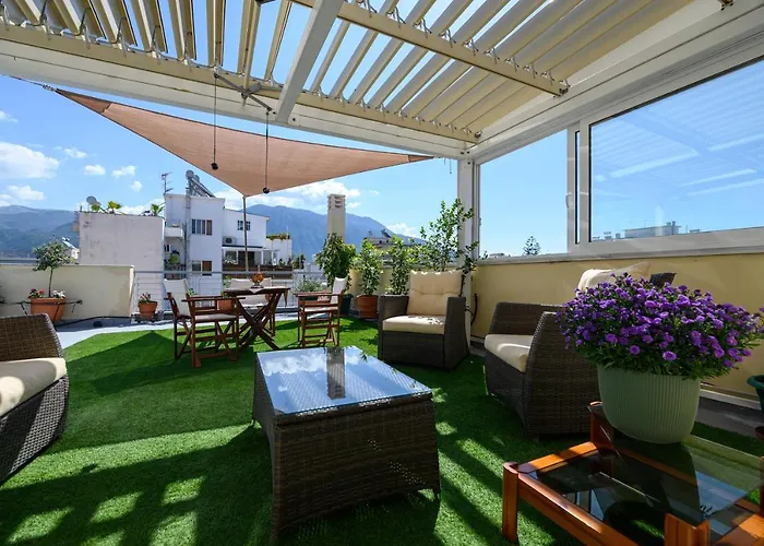 Myrto Luxurious Top Floor Studio