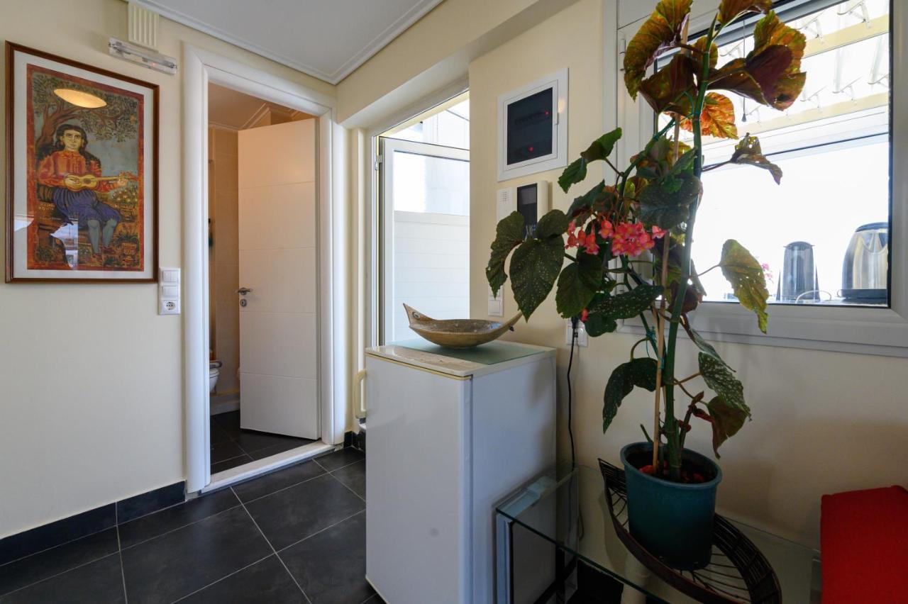 Myrto Luxurious Floor Apartment *