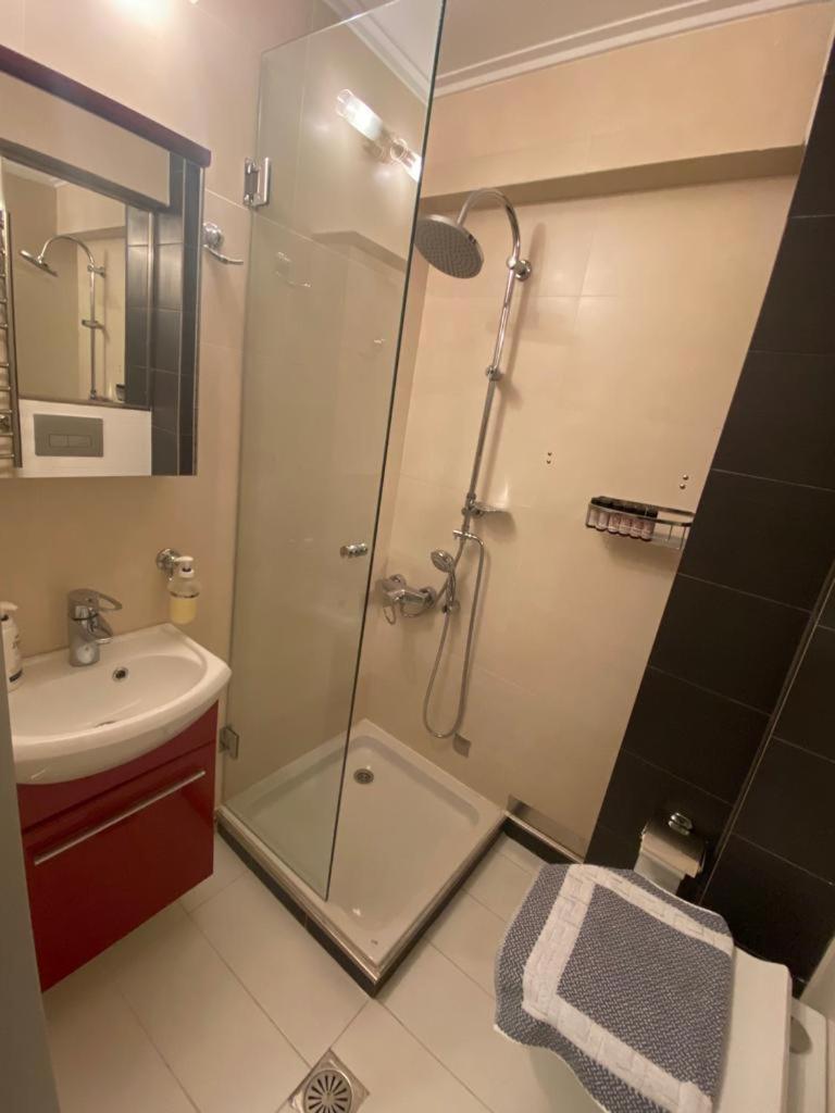 Myrto Luxurious Floor Apartment *